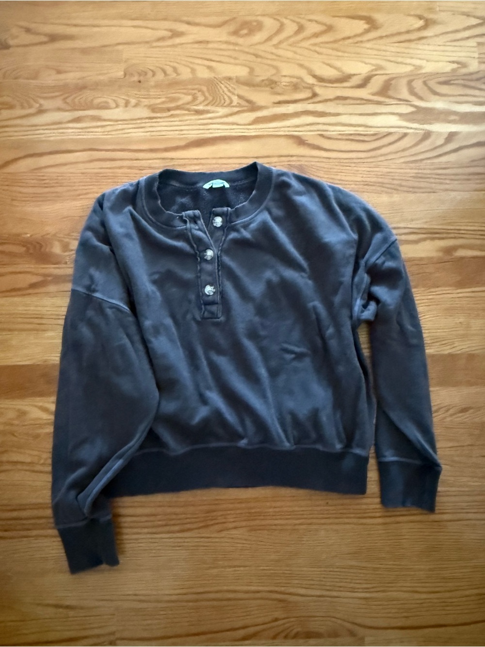 American Eagle Outfitters Charcoal Crewneck Henley Sweatshirt